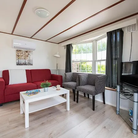 בקתה 80, Midden In De - Airco! אויסטרוויק