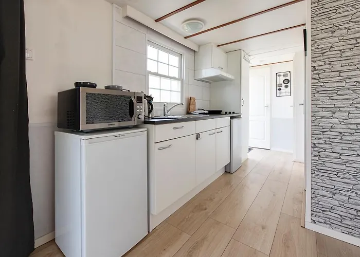 80, Midden In De - Airco! * Oisterwijk