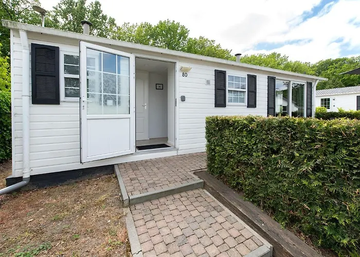 80, Midden In De - Airco! Oisterwijk