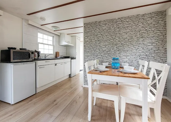 샬레 80, Midden In De - Airco!